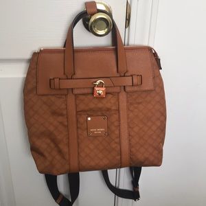 Beautiful Henri Bendel Jetsetter